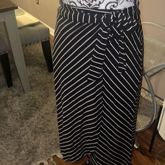 Adrienne vittadini nwt wrap skirt - Picture 2 of 5